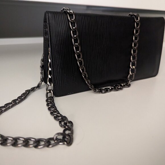 Lou's Vuitton Brazza Waller/WoC - Picture 3 of 7